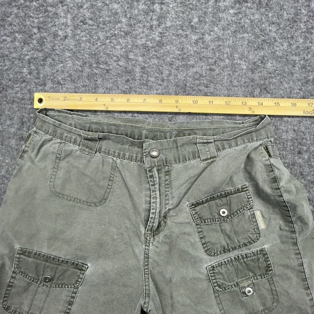Columbia Shorts Womens Size 8 Vertex Green‎  Pockets